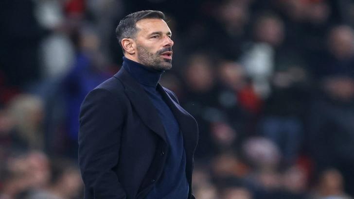 Leicester boss Ruud van Nistelrooy